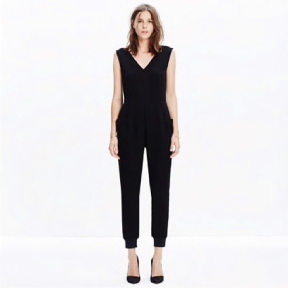 Kent Sleeveless Jumpsuit